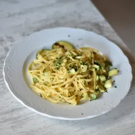 Tagliatelle con zucchine